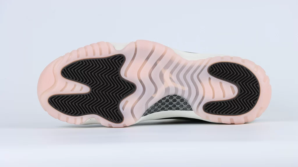 Air Jordan 11 Retro Neapolitan Reps – Image 4 Air Jordan 11 Retro 'Neapolitan' Reps