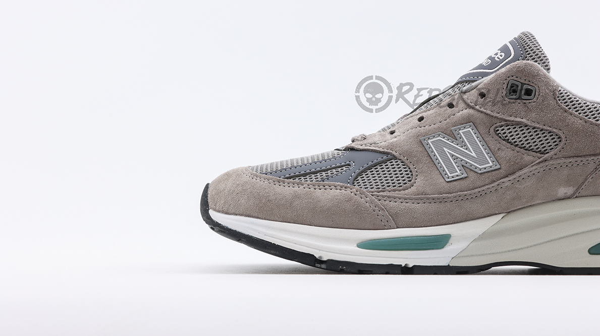 991v2-Made-in-England-Rock-RidgeReplica2.webp 991V2 Made In England Rock Ridge Replica