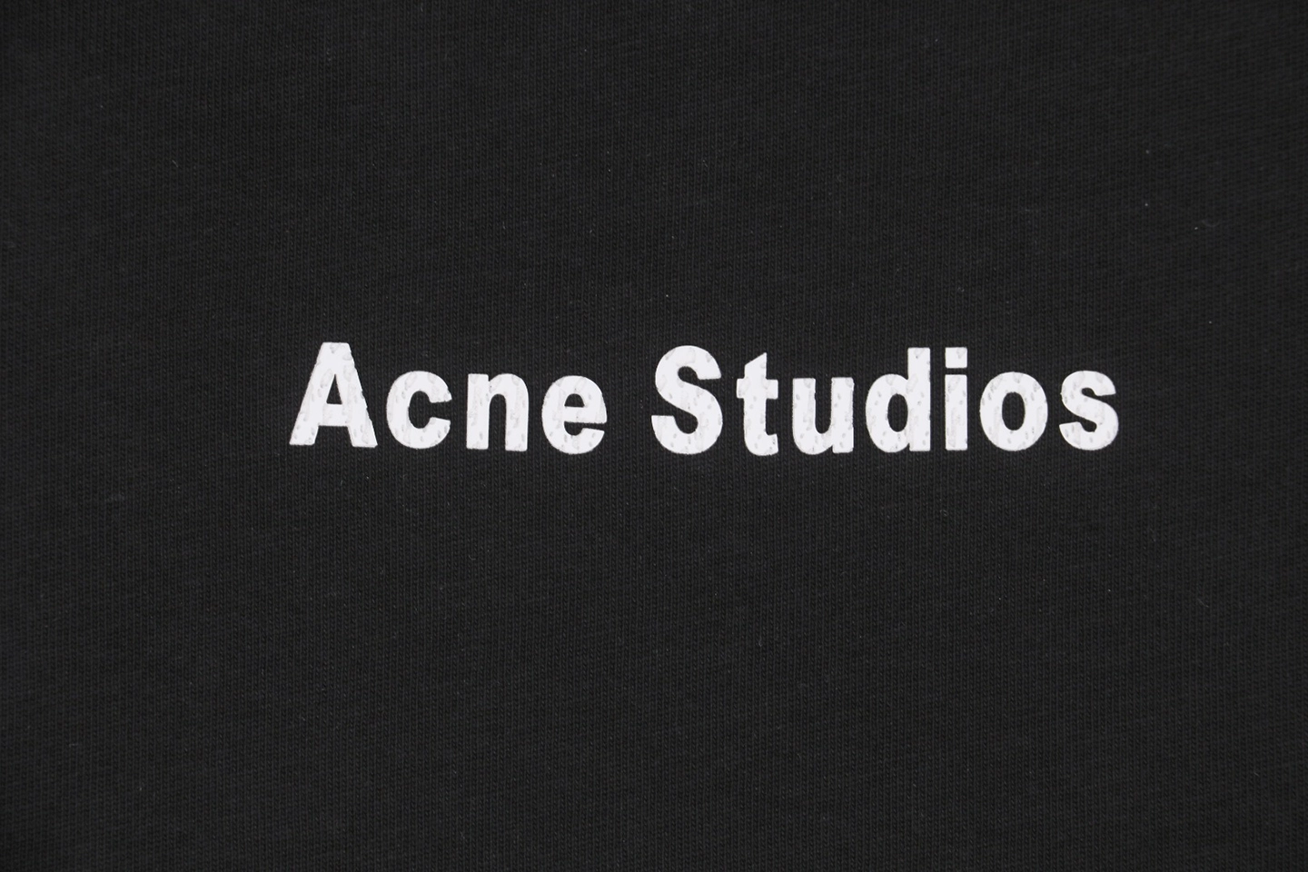 Acne-Studios-Back-1996-Silicone-Letter-Print-Short-Sleeve-Shirt-Black5.jpeg.webp Acne Studios Back 1996 Silicone Letter Print Short Sleeve Shirt Black
