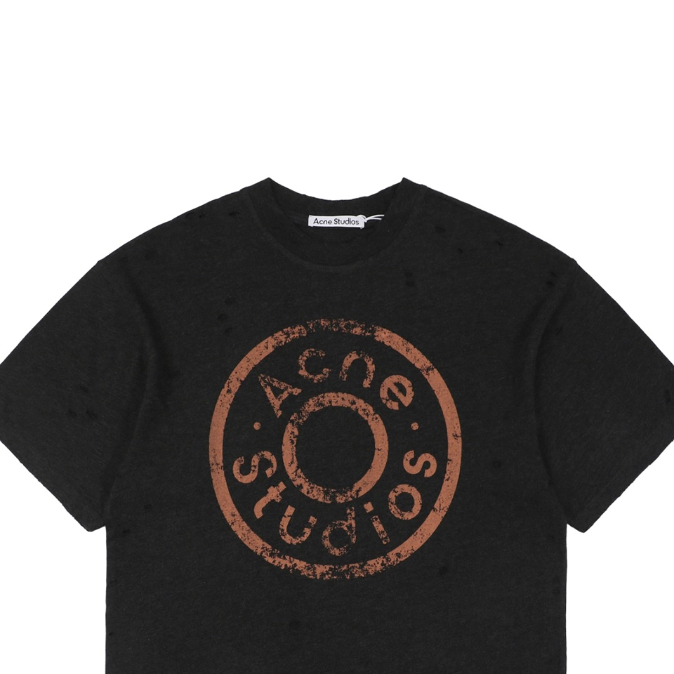 Acne-Studios-Circle-Stamp-Distressed-T-shirt2.jpeg.webp Acne Studios Circle Stamp Distressed T Shirt