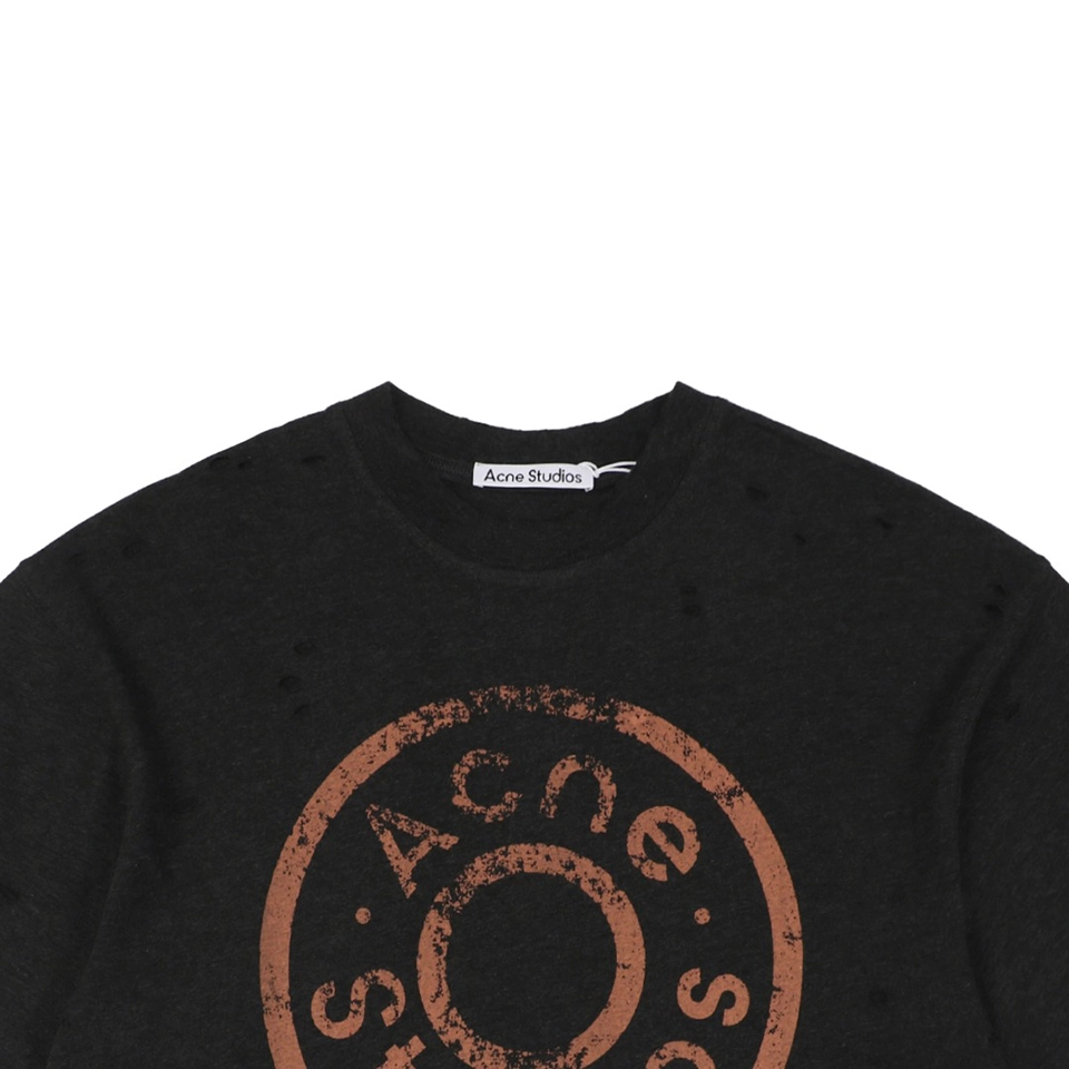 Acne-Studios-Circle-Stamp-Distressed-T-shirt3.jpeg.webp Acne Studios Circle Stamp Distressed T Shirt