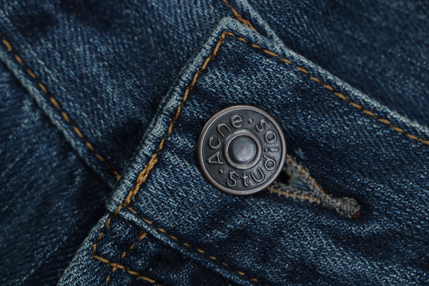 Acne-Studios-Distressed-Paint-Splatter-Denim-Jeans1.jpeg.webp Acne Studios Distressed Paint Splatter Denim Jeans