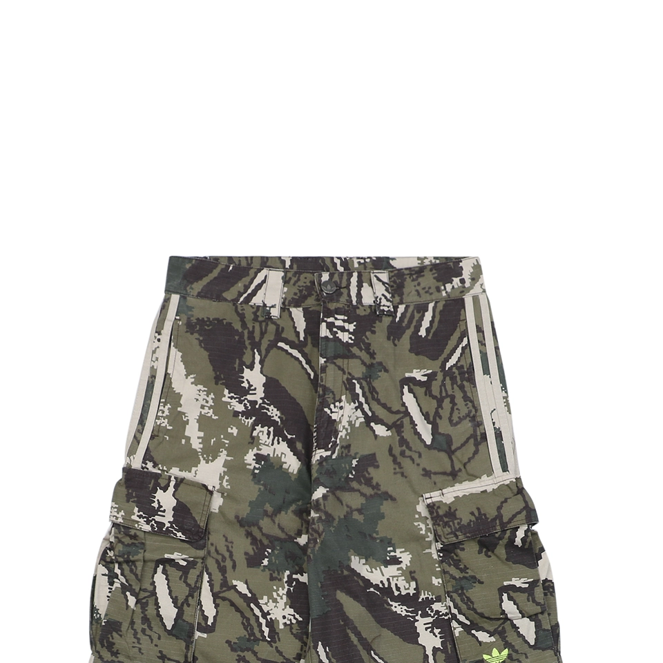 Adidas-Originals-Convertible-Camo-Cargo-Pants8.jpeg.webp Adidas Originals Convertible Camo Cargo Pants