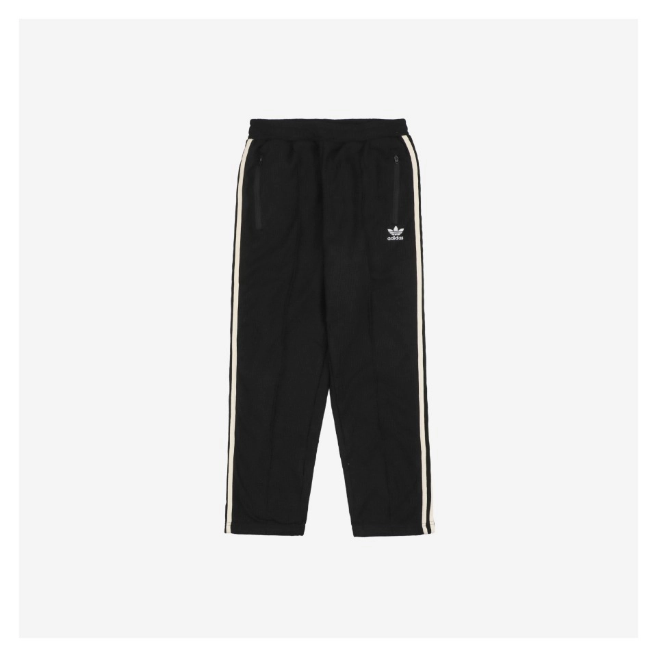 Adidas-Trefoil-Waffle-Textured-Track-Pants-Black3.jpeg.webp Adidas Trefoil Waffle Textured Jacket Black 2