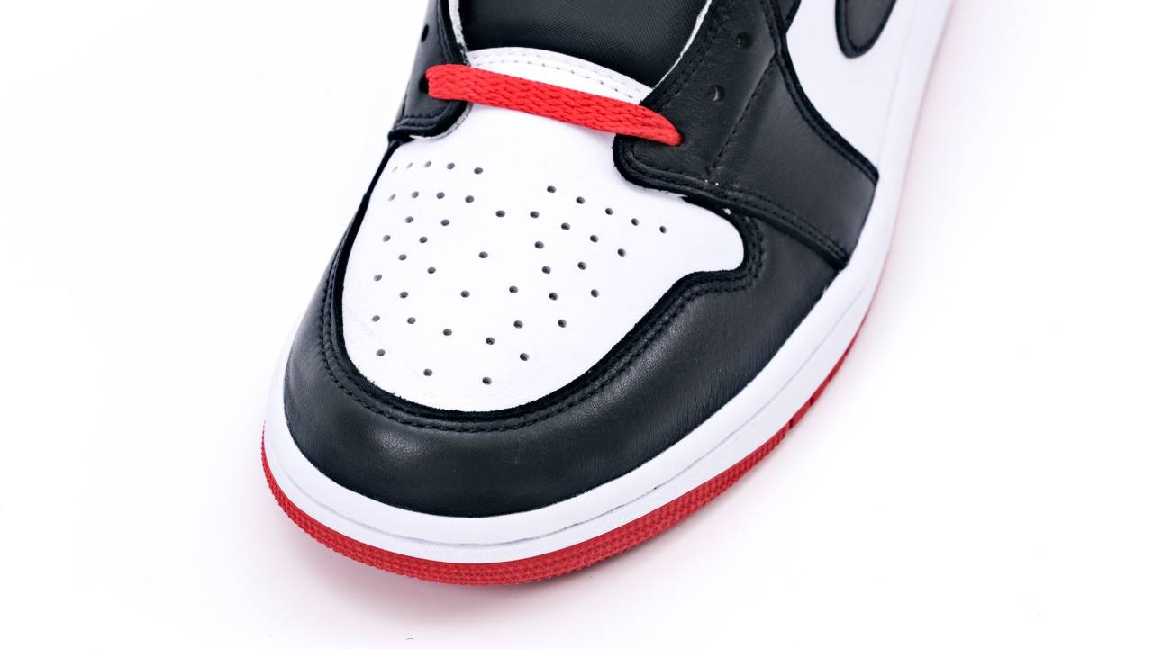 Air Jordan 1 Retro Low Og Black Toe