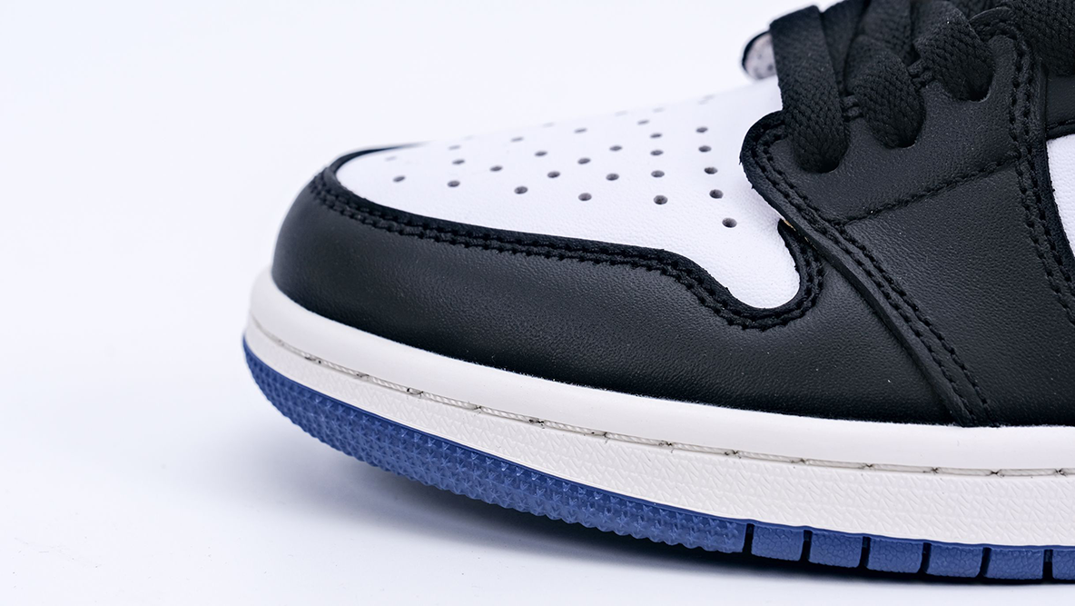 Air-Jordan-1-Retro-Blue-Moon-10webp2.webp Air Jordan 1 Retro High Og Best Hand In The Game Blue Moon Replica