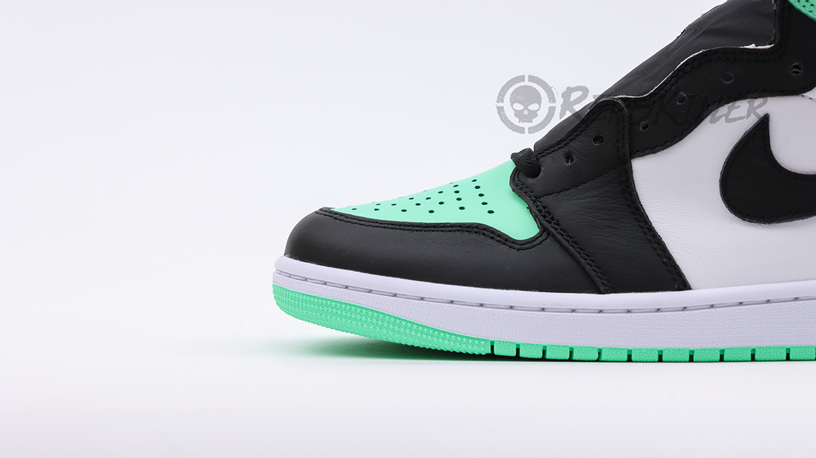 Air-Jordan-1-Retro-High-OG-Green-Glow-Replica2.webp Air Jordan 1 Retro High Og Green Glow Replica