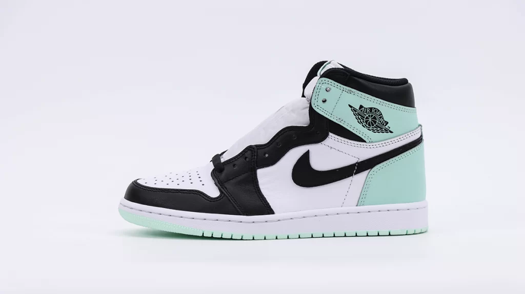 Air Jordan 1 Retro High Og Nrg Igloo Replica – Image 3 Air Jordan 1 Retro High OG NRG 'Igloo' Replica