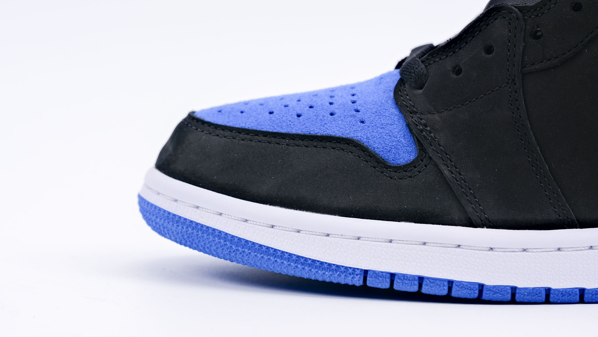 Air-Jordan-1-Retro-High-Royal-Reimagined5.webp Air Jordan 1 Retro High Og Royal Reimagined Replica