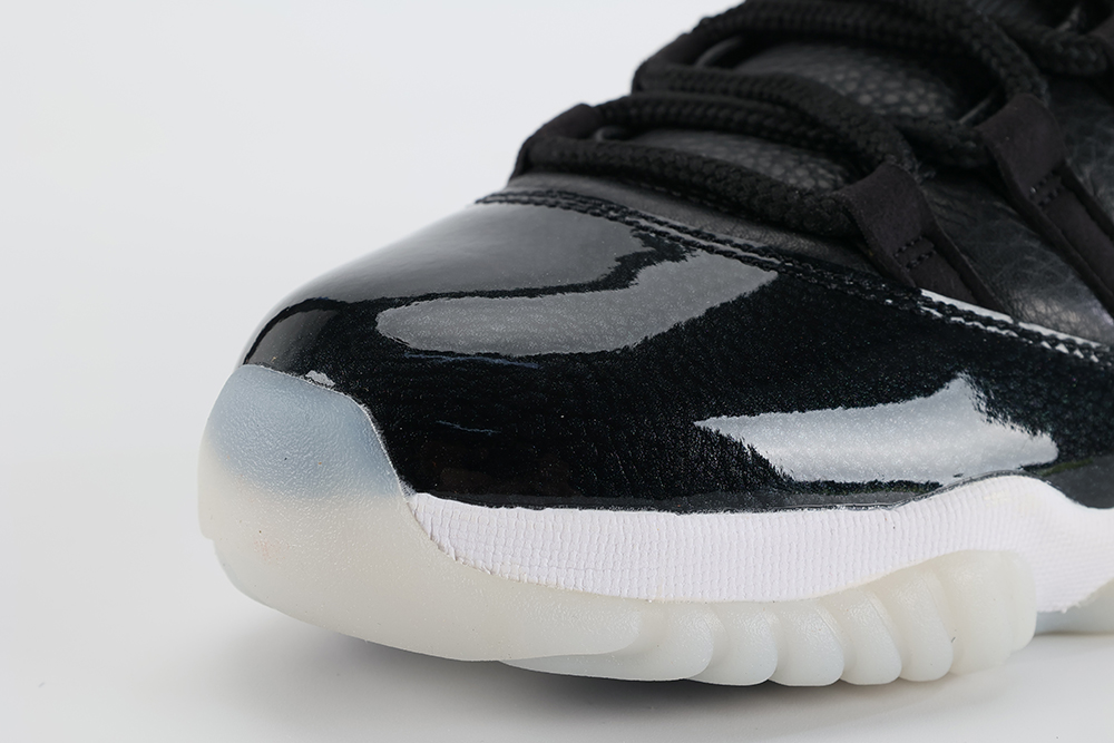Air Jordan 11 Retro 72 10