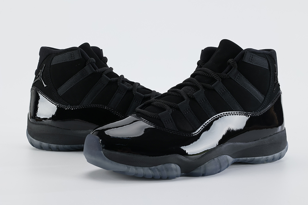Air Jordan 11 Retro Cap And Gown