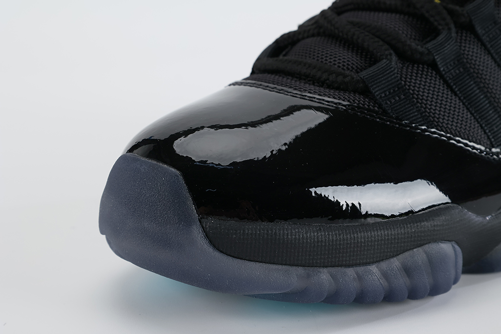 Air Jordan 11 Retro Gamma Blue