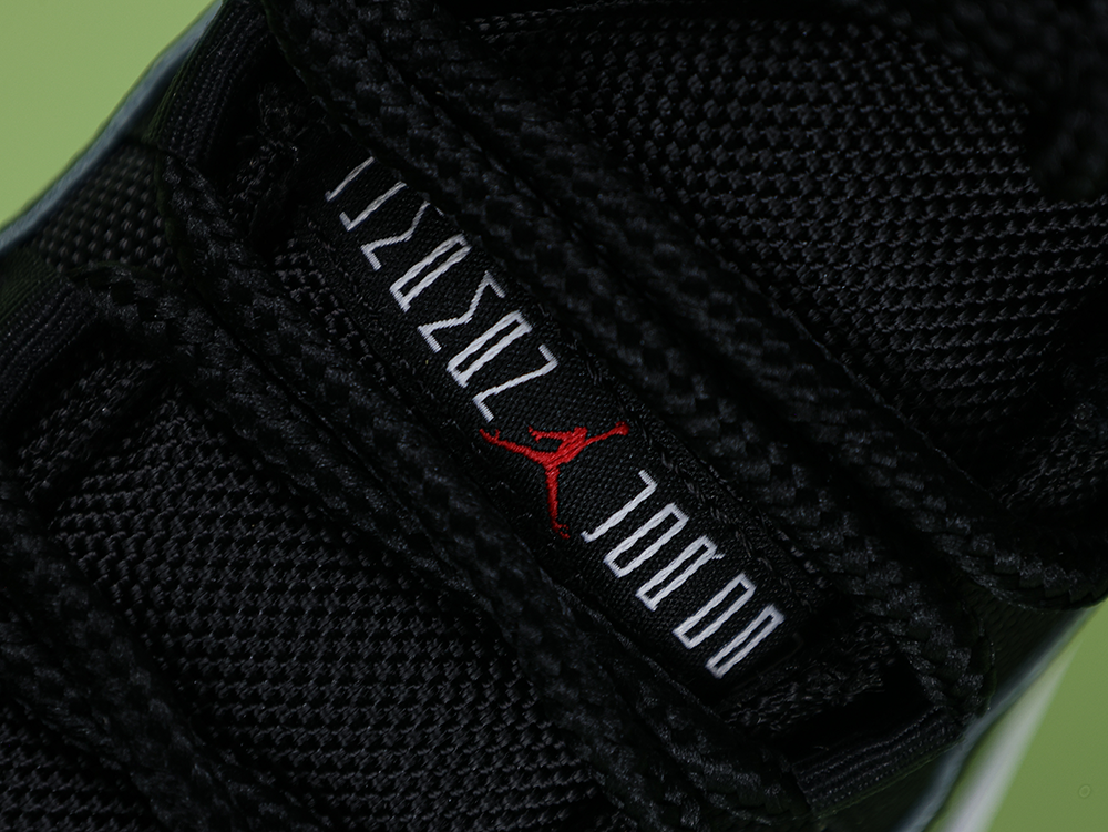 Air Jordan 11 Retro Low Bred 2025 &ndash; Image 2