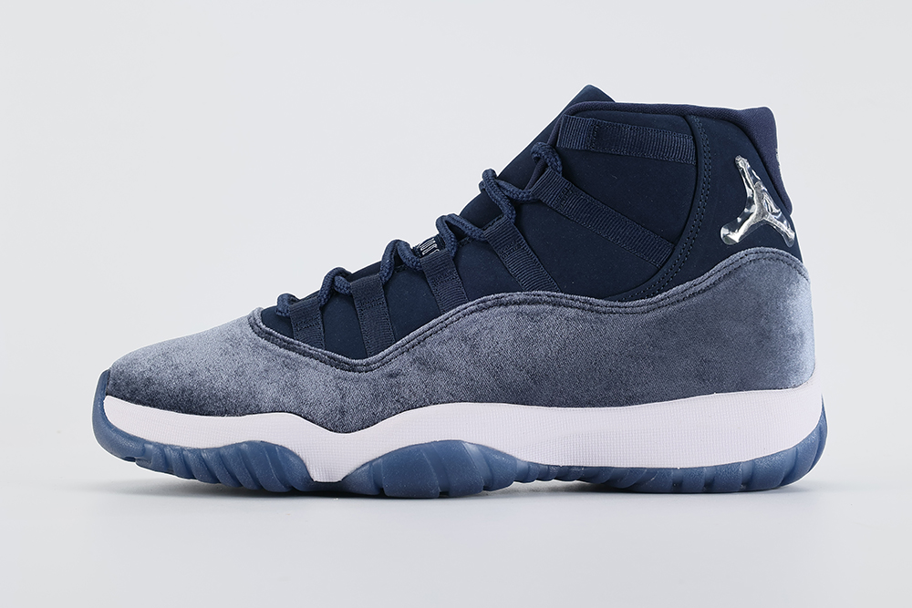 Wmns Air Jordan 11 Retro Midnight Navy Velvet – Image 2 Air Jordan 11 Retro 'Midnight Navy Velvet' Replica