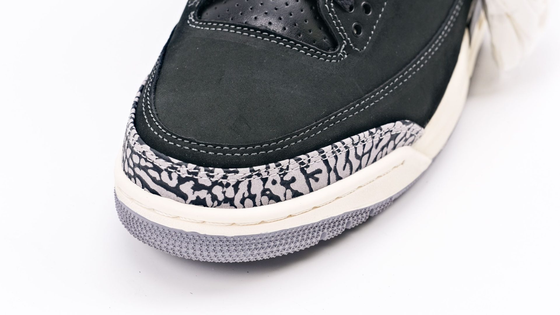 Air-Jordan-3-Retro-Off-Noir-Replica2.jpg Air Jordan 3 Retro Off Noir