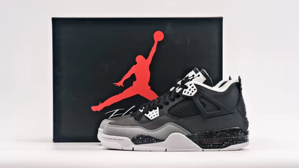 Le X Air Jordan 4 Retro White Denim – Image 1 Air Jordan 4 Fear Pack Replica