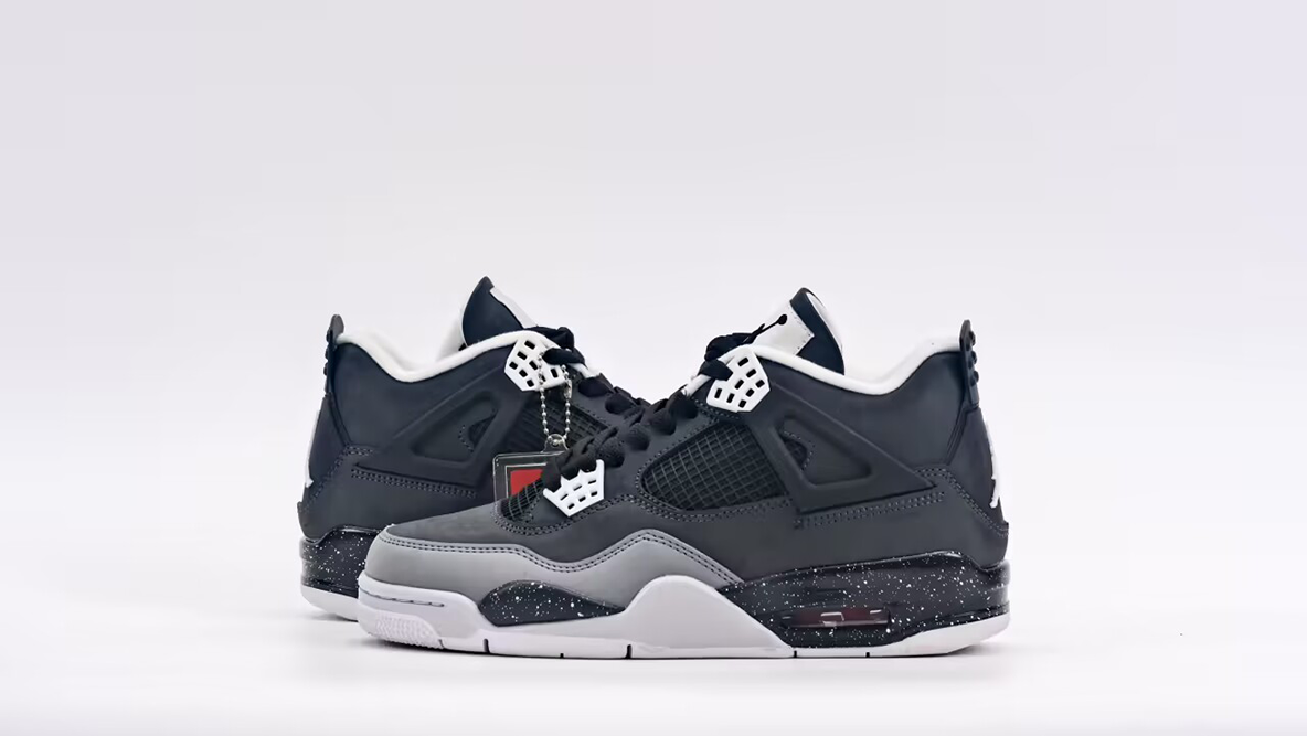 Air-Jordan-4-Fear-Pack-7webp84.webp Le X Air Jordan 4 Retro White Denim