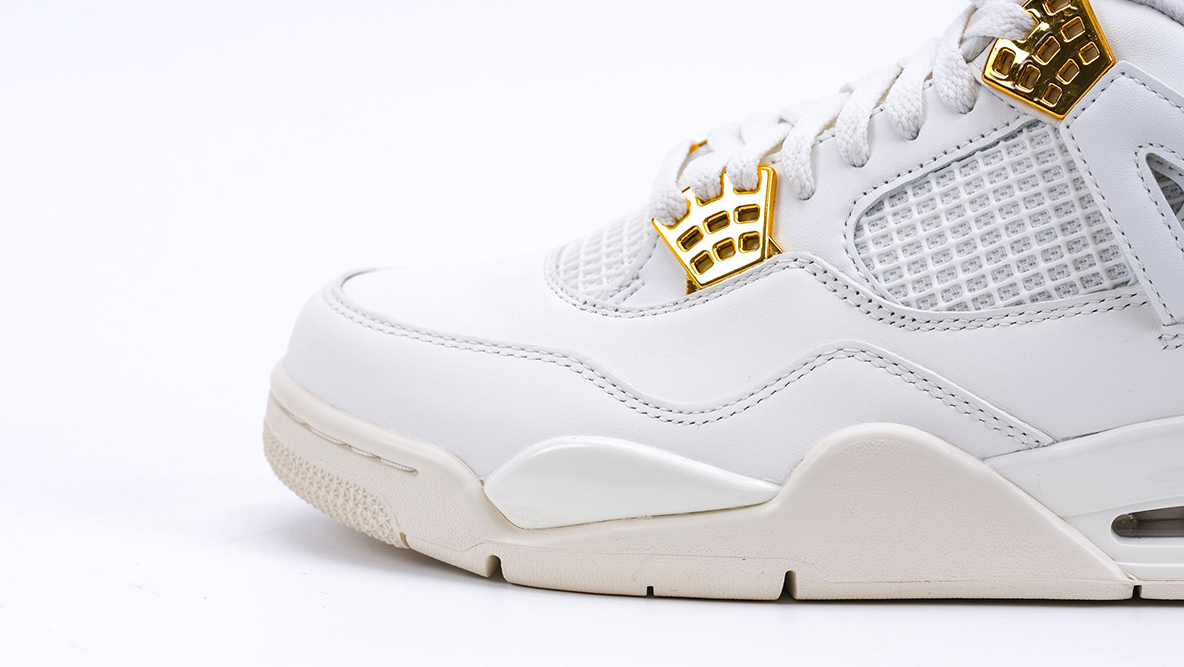Air Jordan 4 Retro Metallic Gold