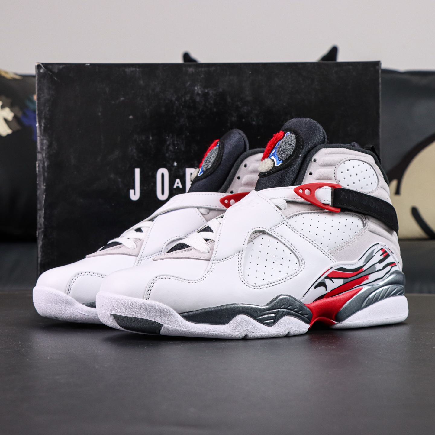 Air Jordan 8 Retro Bugs Bunny 2025