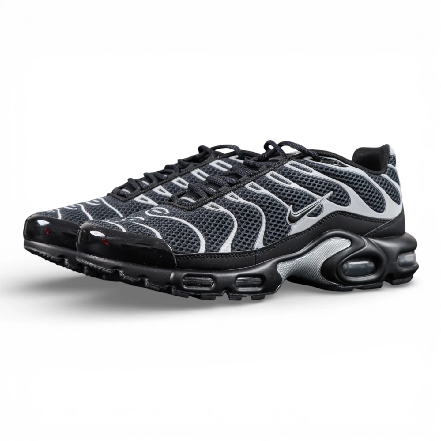 Air Max Plus Premium Black Metallic Silver