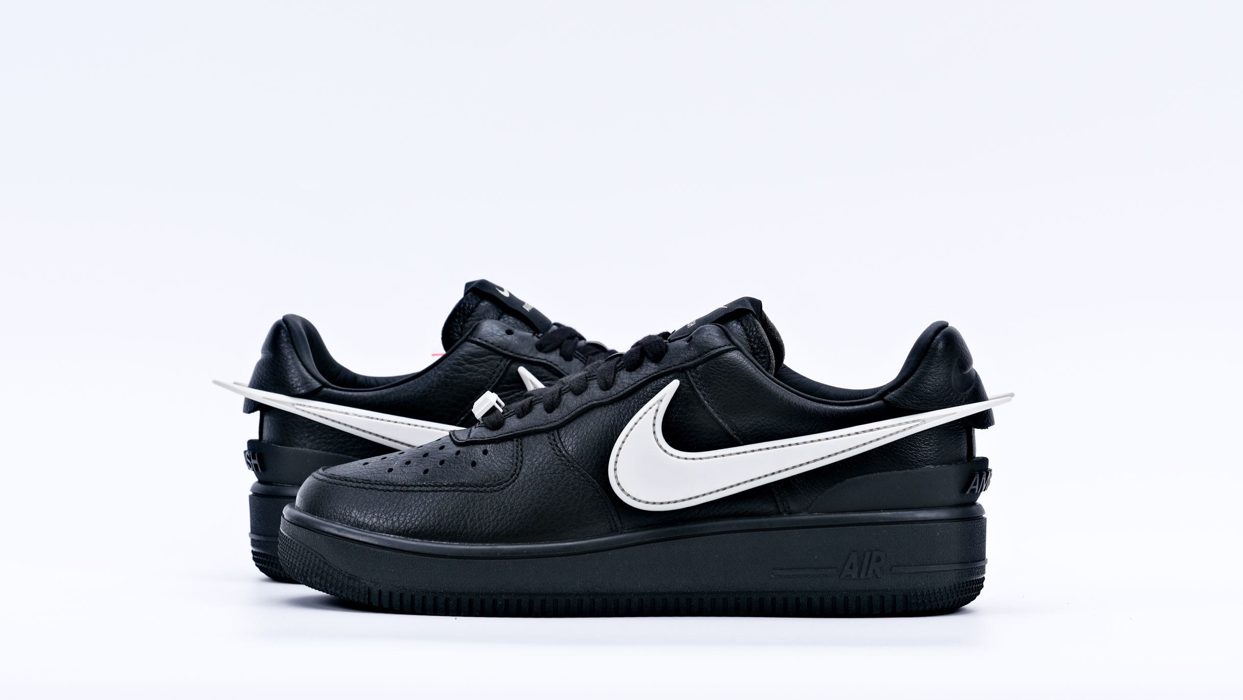 Ambush-x-Air-Force-1-Black-5.webp Ambush X Air Force 1 Low Black