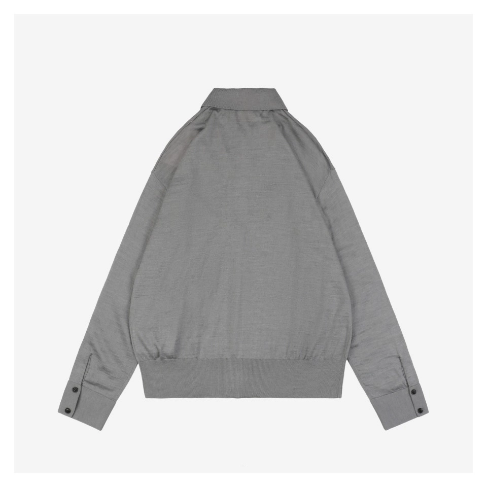 Ami-Embossed-Heart-Embroidery-Basic-Polo-Sweater-Grey5.jpeg.webp Ami Embossed Heart Embroidery Basic Polo Sweater Grey