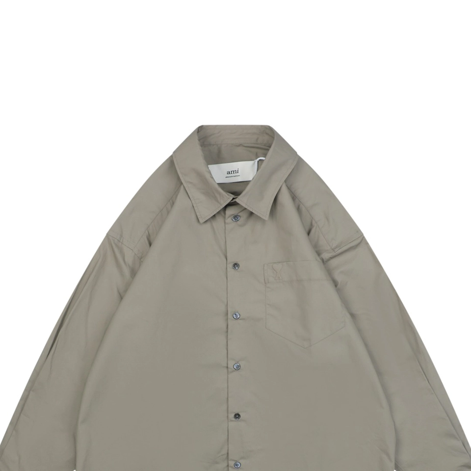 Ami-Embossed-Heart-Pocket-Shirt4.jpeg.webp Ami Embossed Heart Pocket Shirt