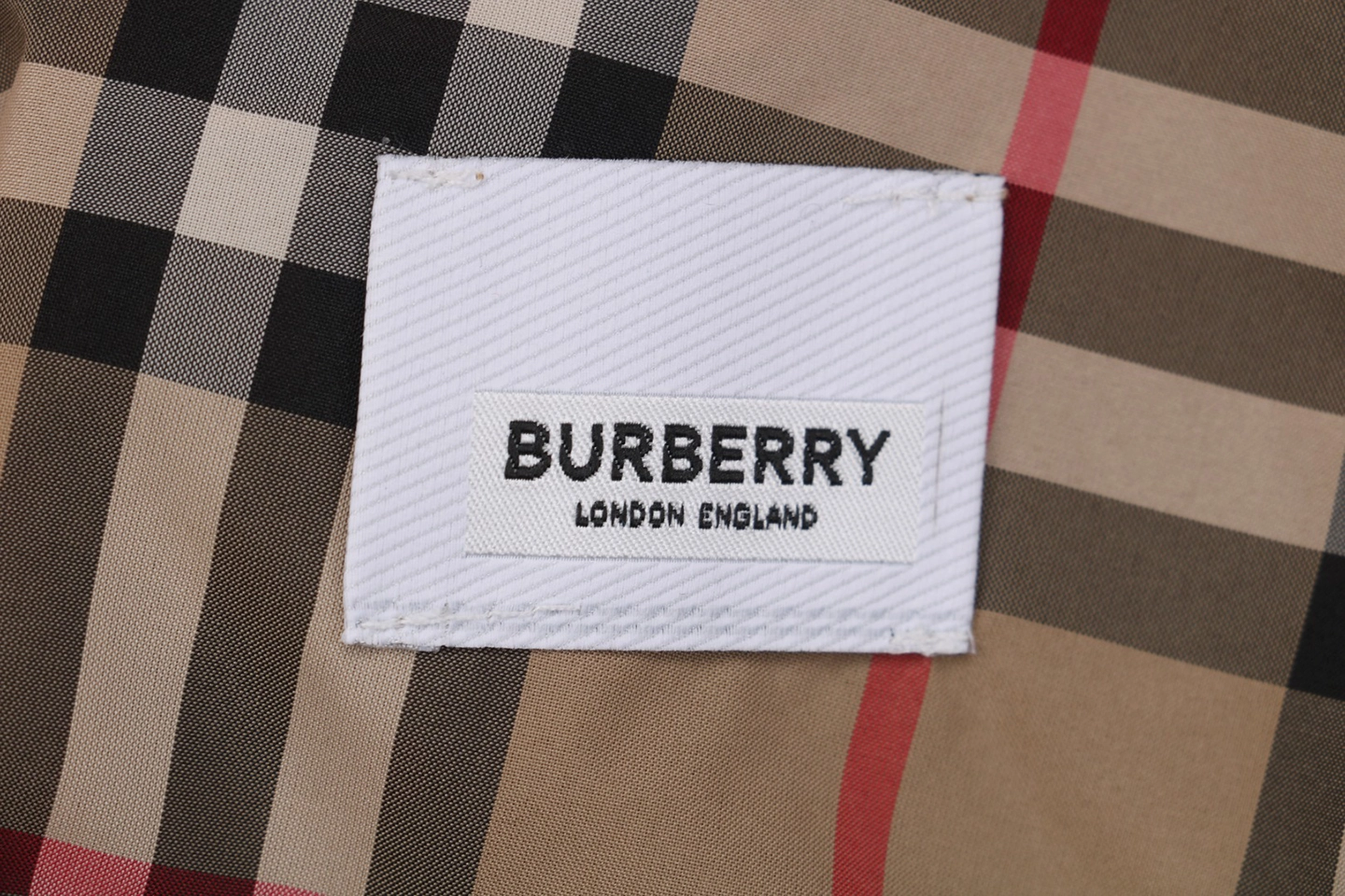 BBry-Check-Reversible-Hooded-Jacket-–-Snap-Button-Version7.jpeg.webp Bbry Check Reversible Hooded Jacket Snap Button Version