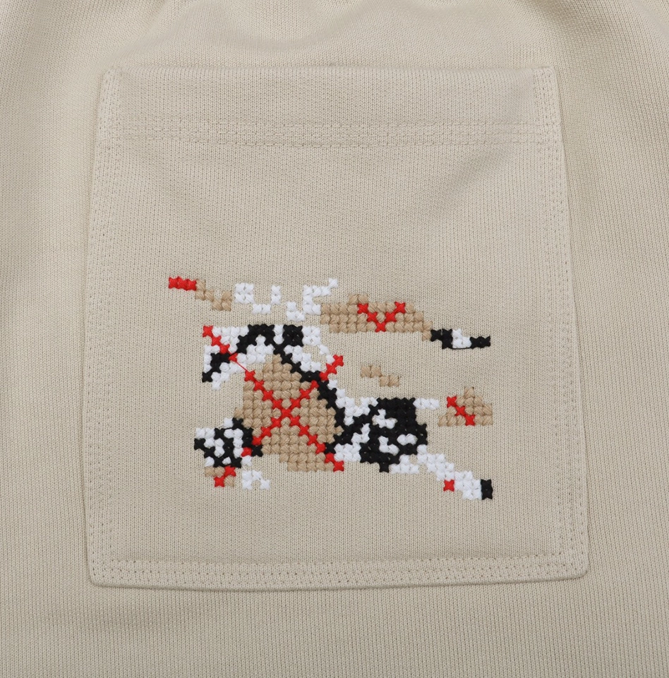 Bbry Cross Stitch Equestrian Logo Pocket Shorts