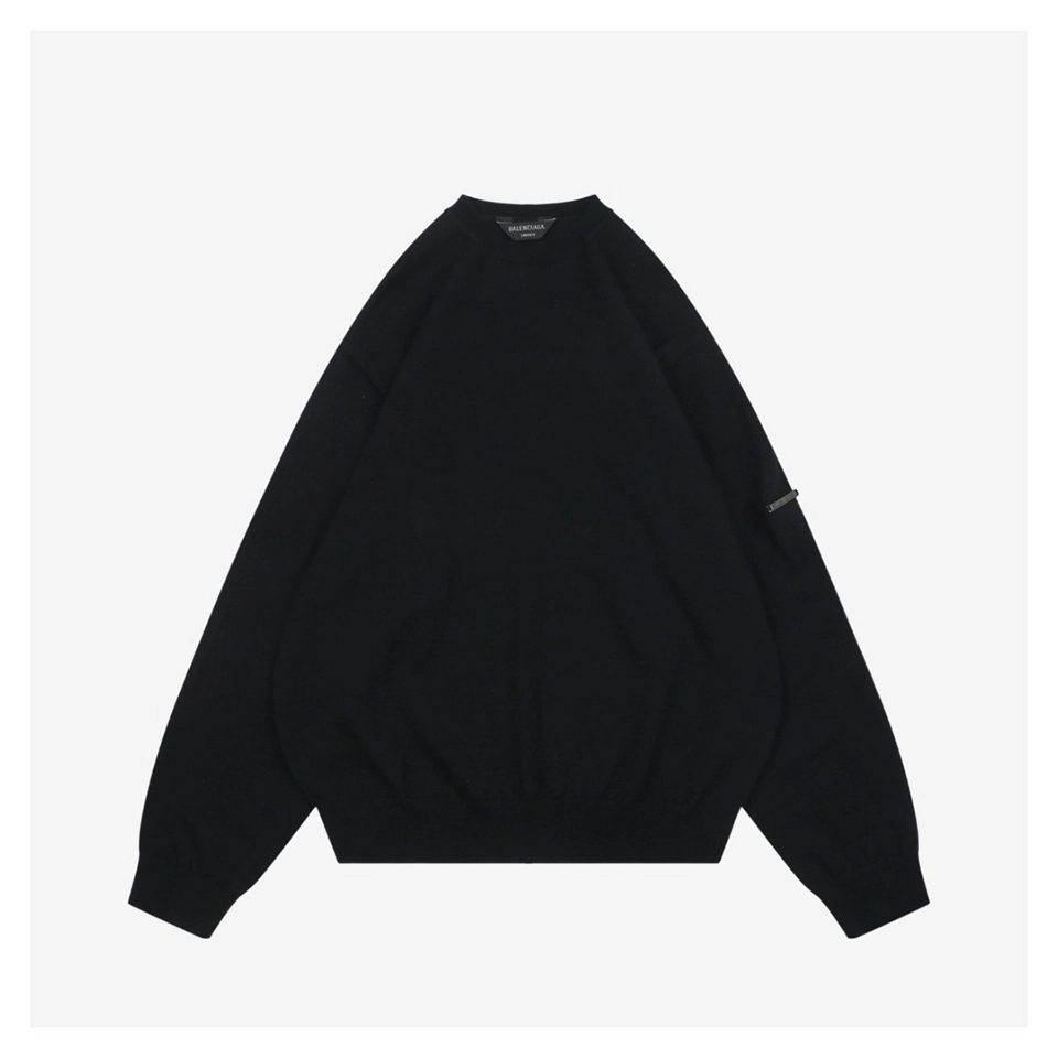 Balenciaga-Signature-Plaque-Wool-Crewneck-Sweater3.jpeg.webp Blcg Signature Plaque Wool Crewneck Sweater