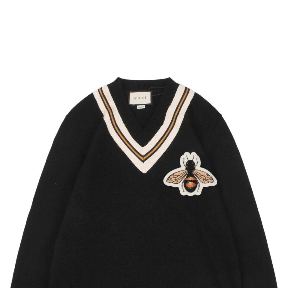 Bee-Embroidered-V-Neck-Sweater1.jpeg.webp Bee Embroidered V Neck Sweater