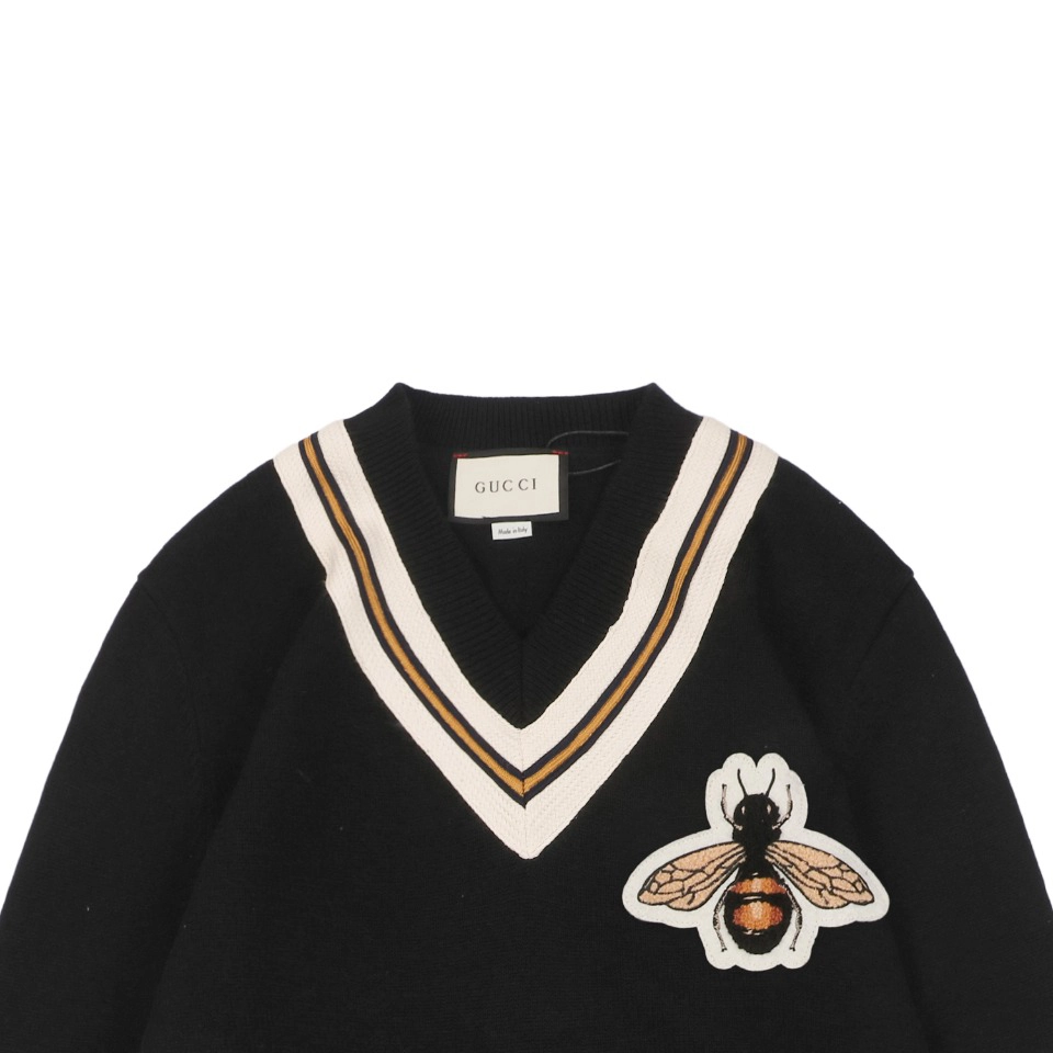 Bee-Embroidered-V-Neck-Sweater2.jpeg.webp Bee Embroidered V Neck Sweater