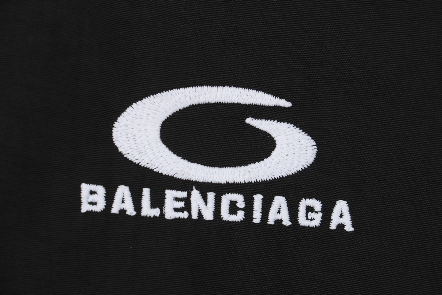 Blcg-Circle-Logo-Hooded-Jacket9.jpeg.webp Blcg Circle Logo Hooded Jacket