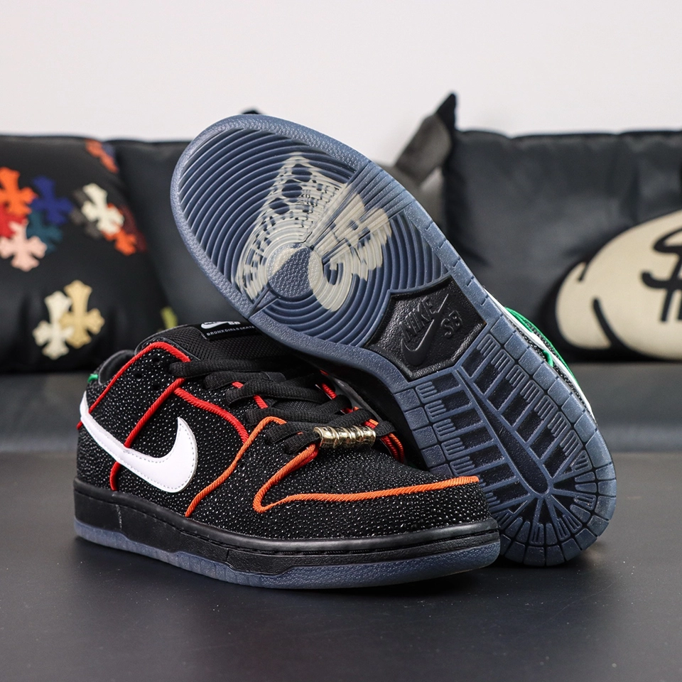 Bronx Girls Skate X Dunk Low Sb Mel Kava