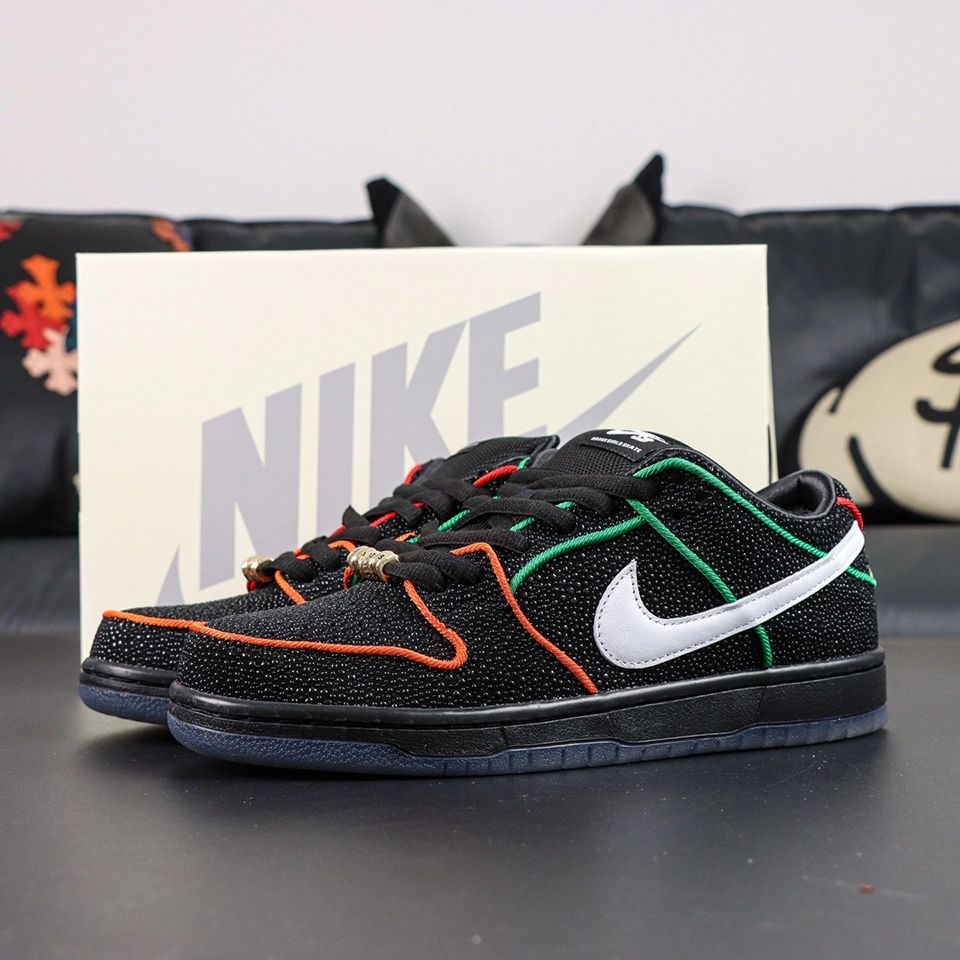 Bronx Girls Skate X Dunk Low Sb Mel Kava