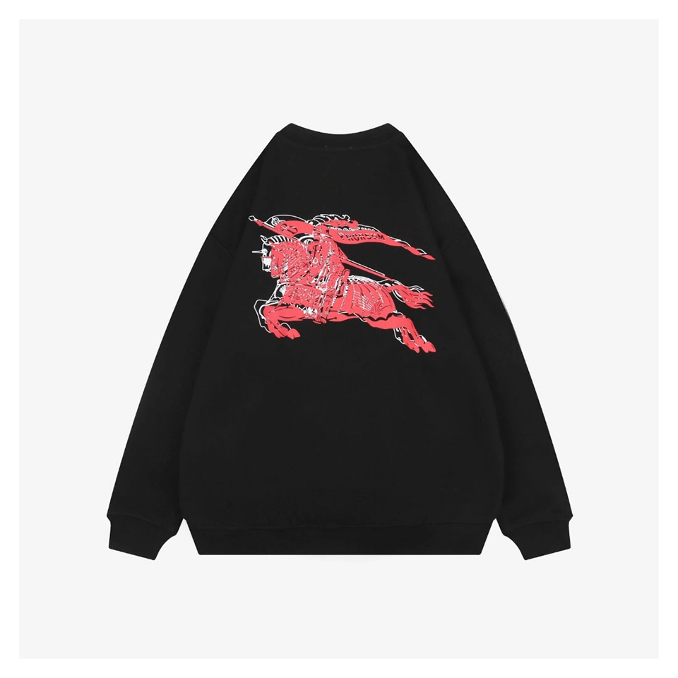 Burberry-Overlapping-Knight-Print-Crewneck-Sweatshirt18.jpeg.webp Bbry Overlapping Knight Print Crewneck Sweatshirt