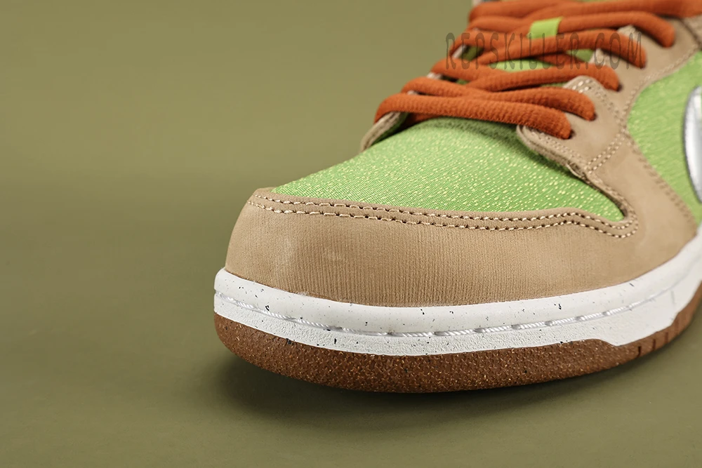 Dunk Low Escargot