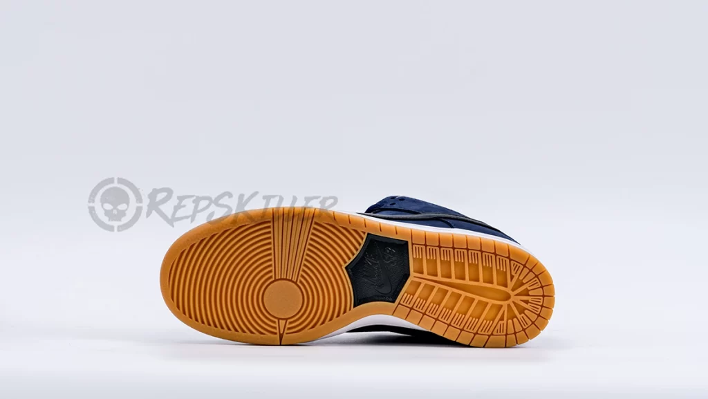 Dunk Low Pro Iso Sb Navy Gum – Image 4 Dunk Low Pro ISO SB 'Navy Gum' Replica