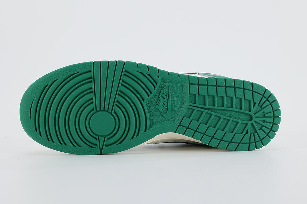 Dunk Low Se Lottery Pack Malachite