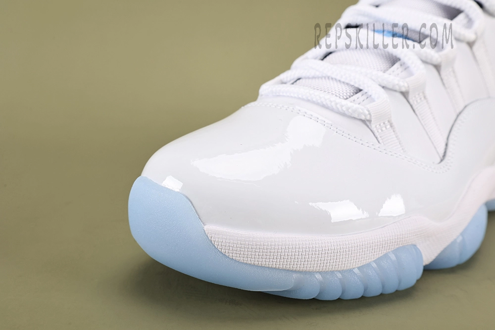 Air Jordan 11 Retro Legend Blue Columbia 2024