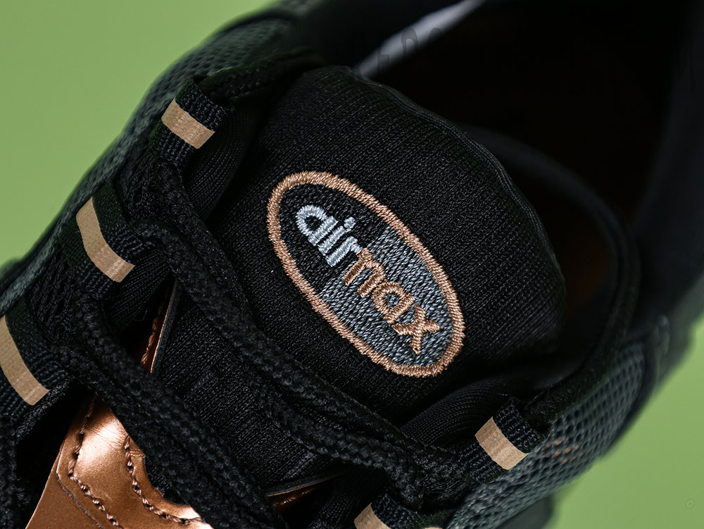 Central Cee X Nike Air Max 95 Black And Gold – Image 2 Central Cee X Nike Air Max 95 Black And Gold – Image 2