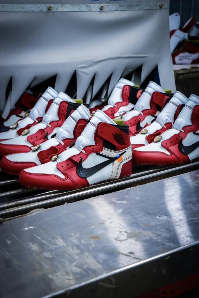 Off White X Air Jordan 1 Retro High Og Chicago – Image 1 Off-White x Air Jordan 1 Retro High OG 'Chicago' Replica