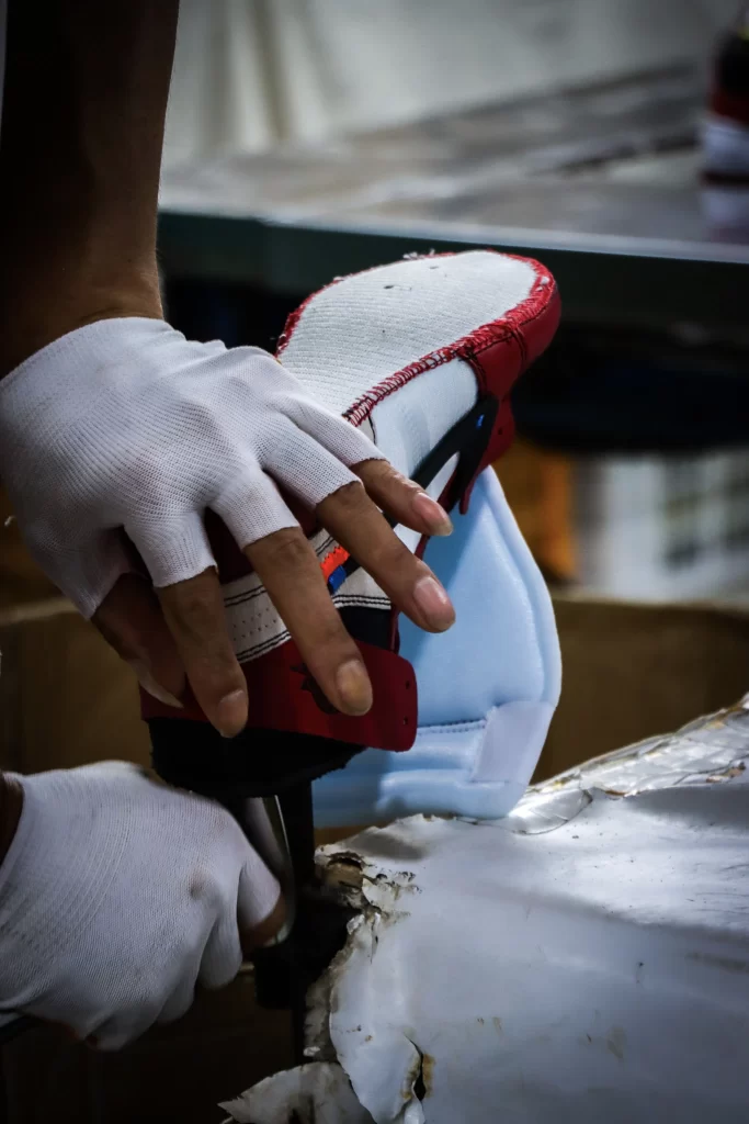 Off White X Air Jordan 1 Retro High Og Chicago – Image 3 Off-White x Air Jordan 1 Retro High OG 'Chicago' Replica