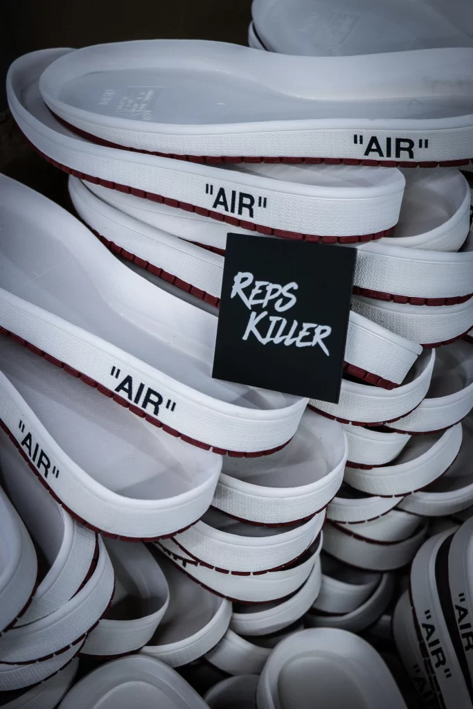 Off White X Air Jordan 1 Retro High Og Chicago – Image 5 Off-White x Air Jordan 1 Retro High OG 'Chicago' Replica