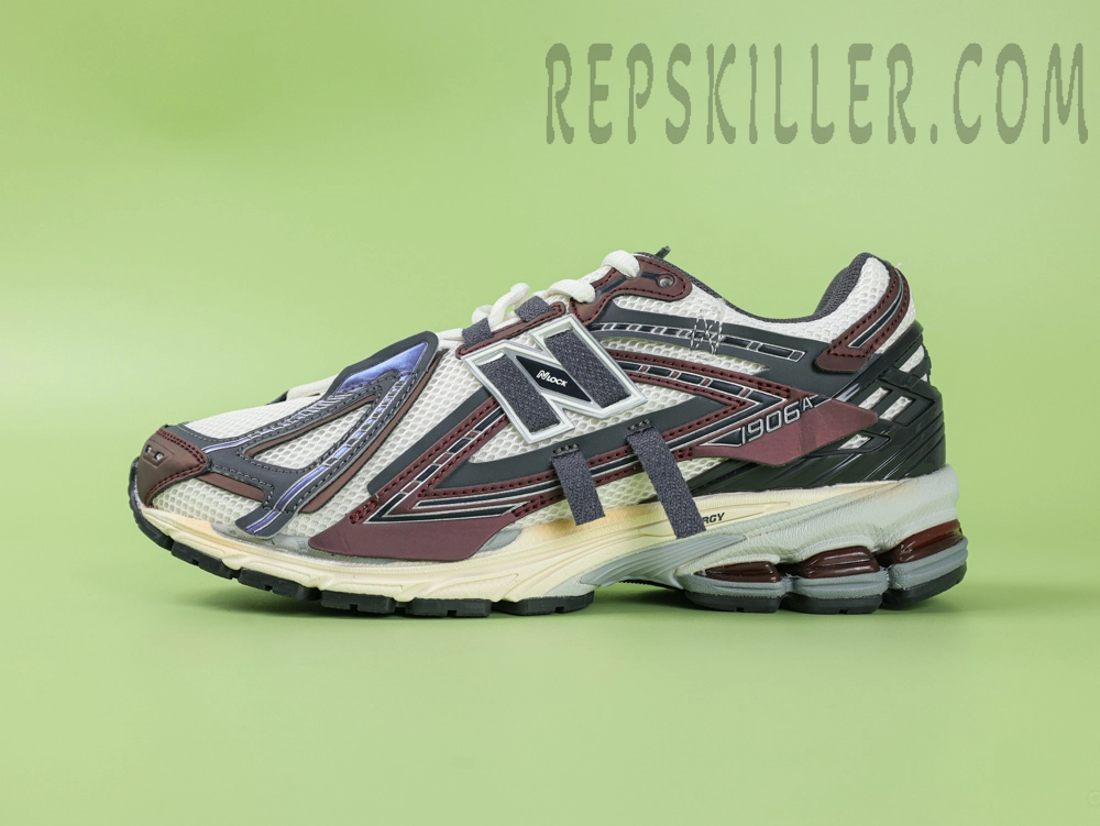 New Balance 1906R Brown