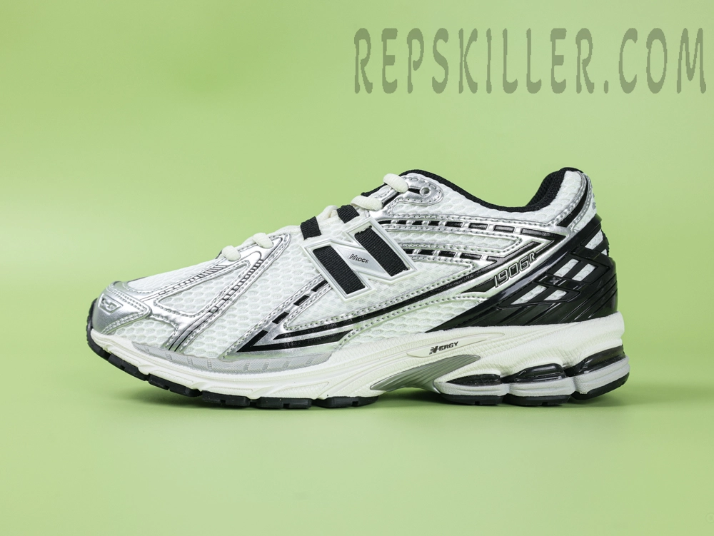 New Balance Silver Black