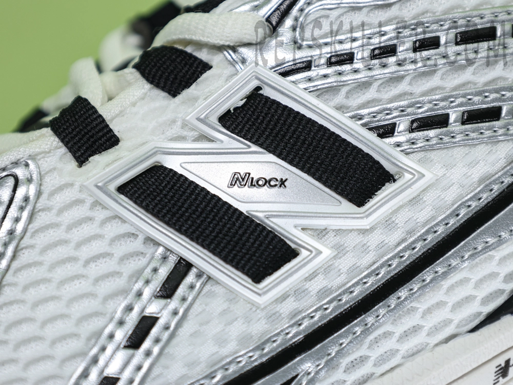 New Balance Silver Black – Image 2 New Balance Silver Black – Image 2