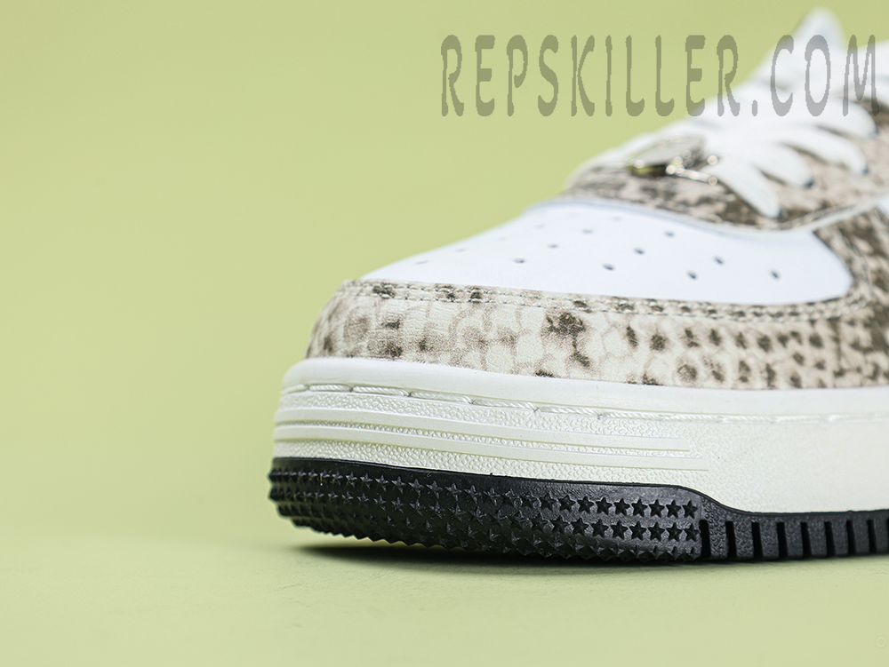 A Bathing Ape Bapesta Snakeskin Beige Low Sneakers