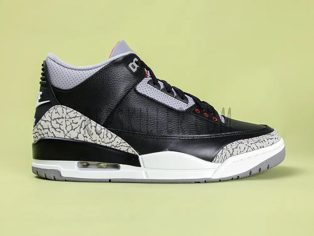 Air Jordan 3 Retro Og Black Cement 2024