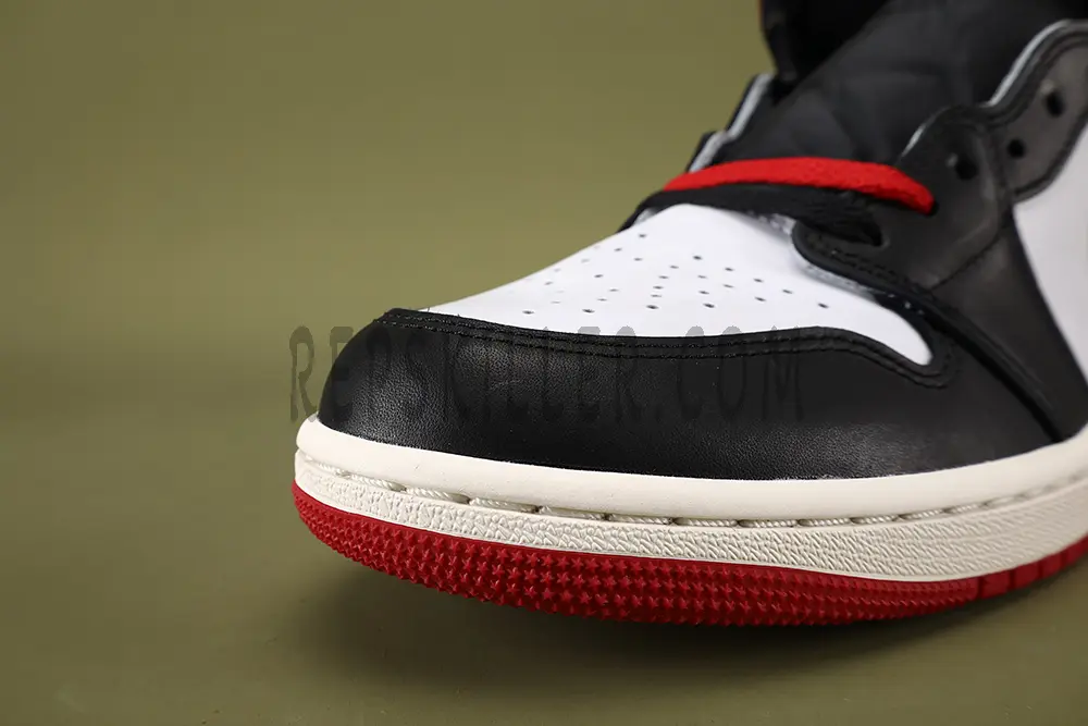 Air Jordan 1 Retro High Og Black Toe Reimagined
